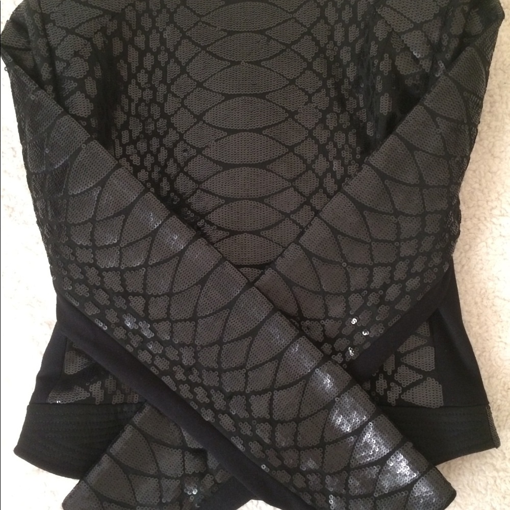‼️SOLD‼️ BCBGMAXAZRIA Asymmetrical Sequins Jacket - Picture 4 of 8